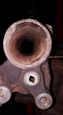 achsrohr2.jpg (207.18 KiB) 4990 mal betrachtet achsrohr2.jpg