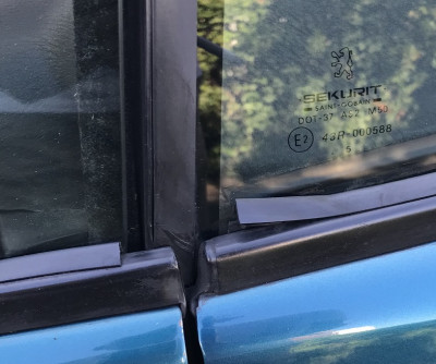 Dichtgummi.jpg (186.87 KiB) 5034 mal betrachtet Dichtgummi.jpg