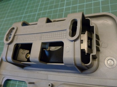 2012-09-26 003 Peugeot 306 - Innenraumleuchte von hinten_a.jpg (213.57 KiB) 1480 mal betrachtet 2012-09-26 003 Peugeot 306 - Innenraumleuchte von hinten_a.jpg