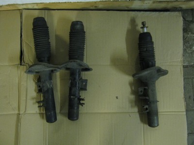 Stoßdämpfer.JPG (102.89 KiB) 1833 mal betrachtet Stoßdämpfer.JPG