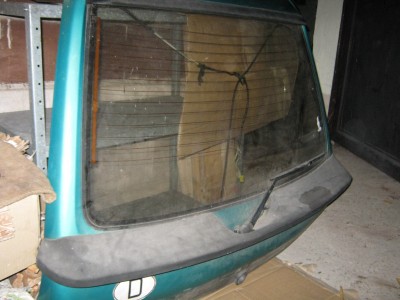 Heckklappe_Griffe.JPG (115.13 KiB) 589 mal betrachtet Heckklappe_Griffe.JPG