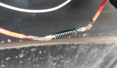 2_Zuleitung_verschmort_ohne_Gehäuse.jpg (69.34 KiB) 1613 mal betrachtet 2_Zuleitung_verschmort_ohne_Gehäuse.jpg